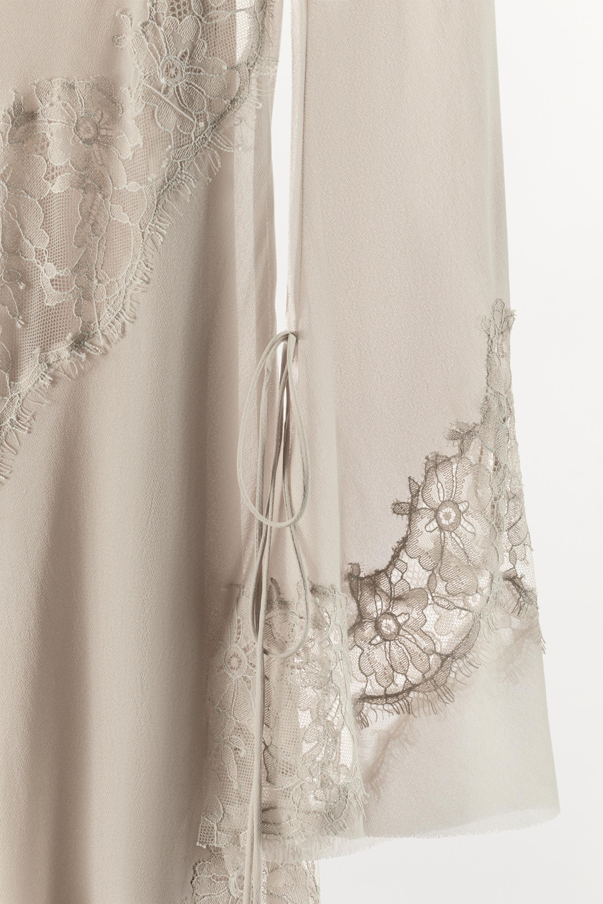 EMBROIDERED LACE GEORGETTE MIDI DRESS